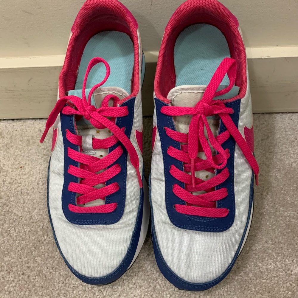 Nike shoes